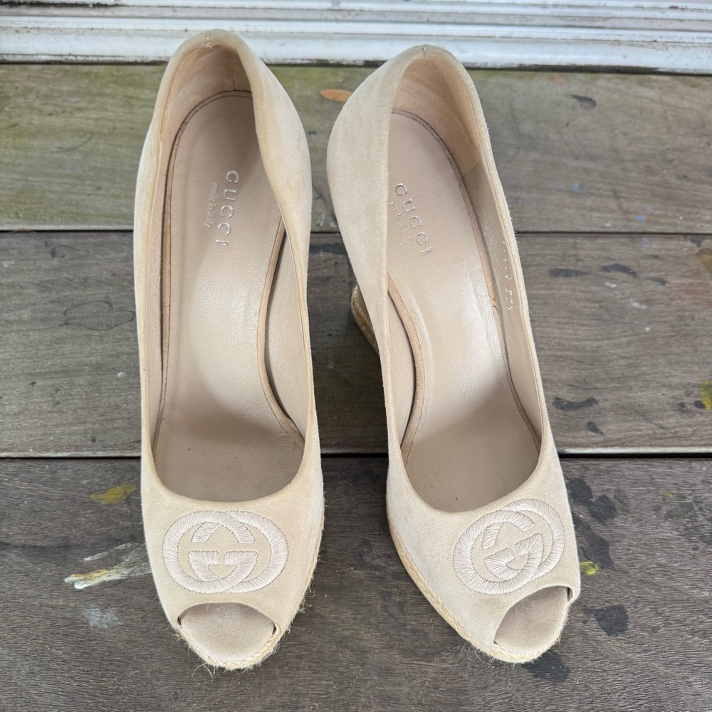 Gucci Women's Beige Peep-Toe Wedge